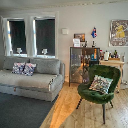 Enjoy Reykjavik Yellow Door Apartment Extérieur photo