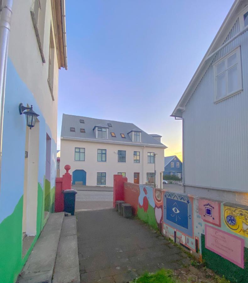Enjoy Reykjavik Yellow Door Apartment Extérieur photo
